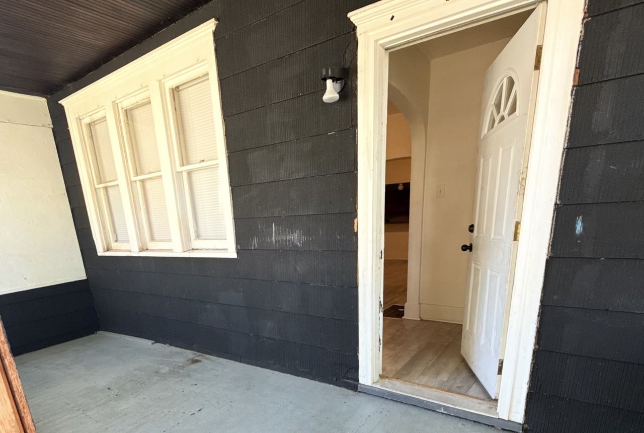 1006 E Kansas St #SFH - Photo 2 of 13