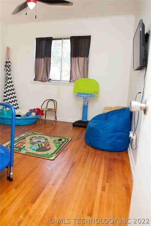 5716 E 24th Pl - Photo 5 of 17