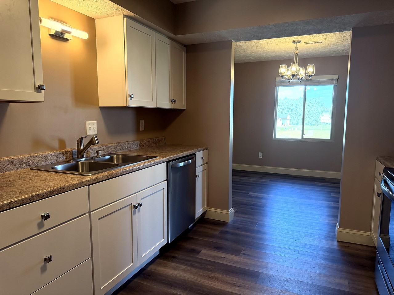 10th Ave #4834 - Photo 3 of 15
