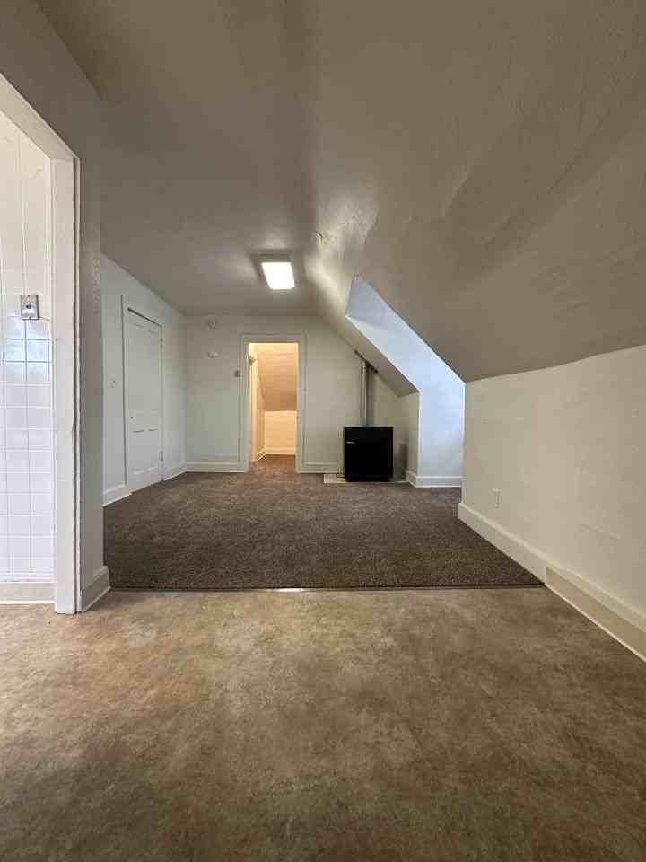 108 N 23rd St #2 - Photo 3 of 7
