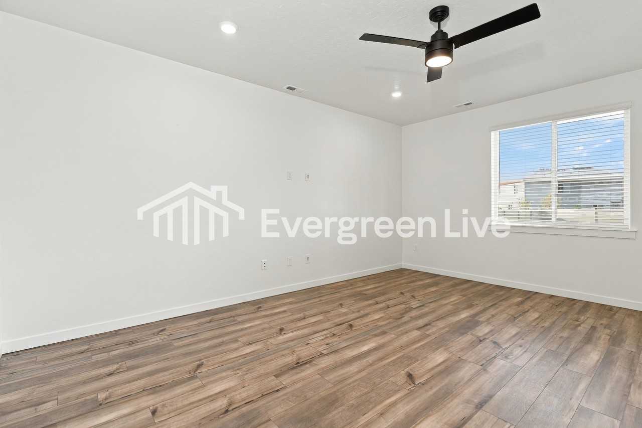 4513 Portofino Way - Photo 2 of 15