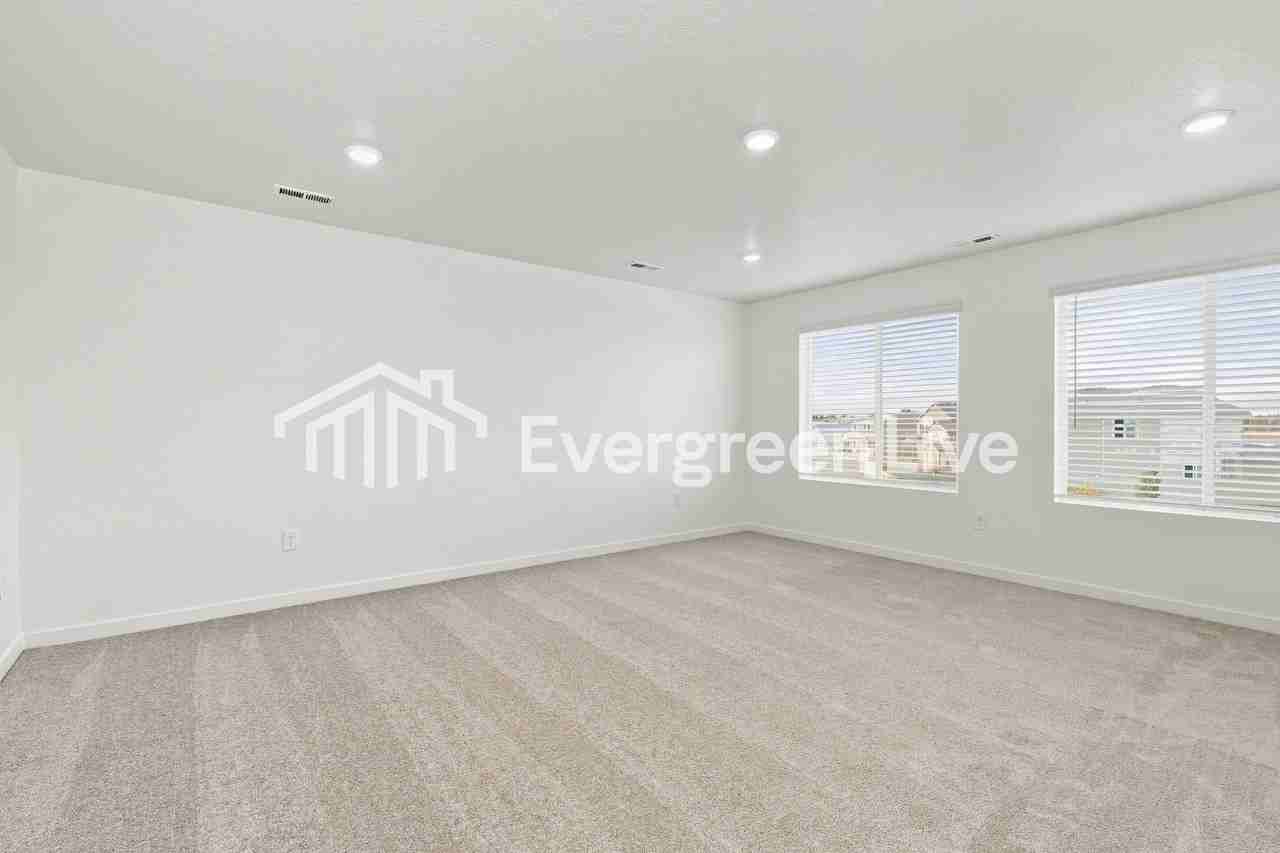 4513 Portofino Way - Photo 6 of 15