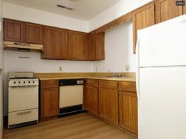 featured image of 914/915/921/922/926 Peppertree Ln