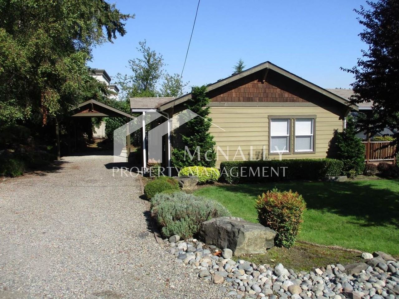 3309 Tarabochia St - Photo 2 of 24