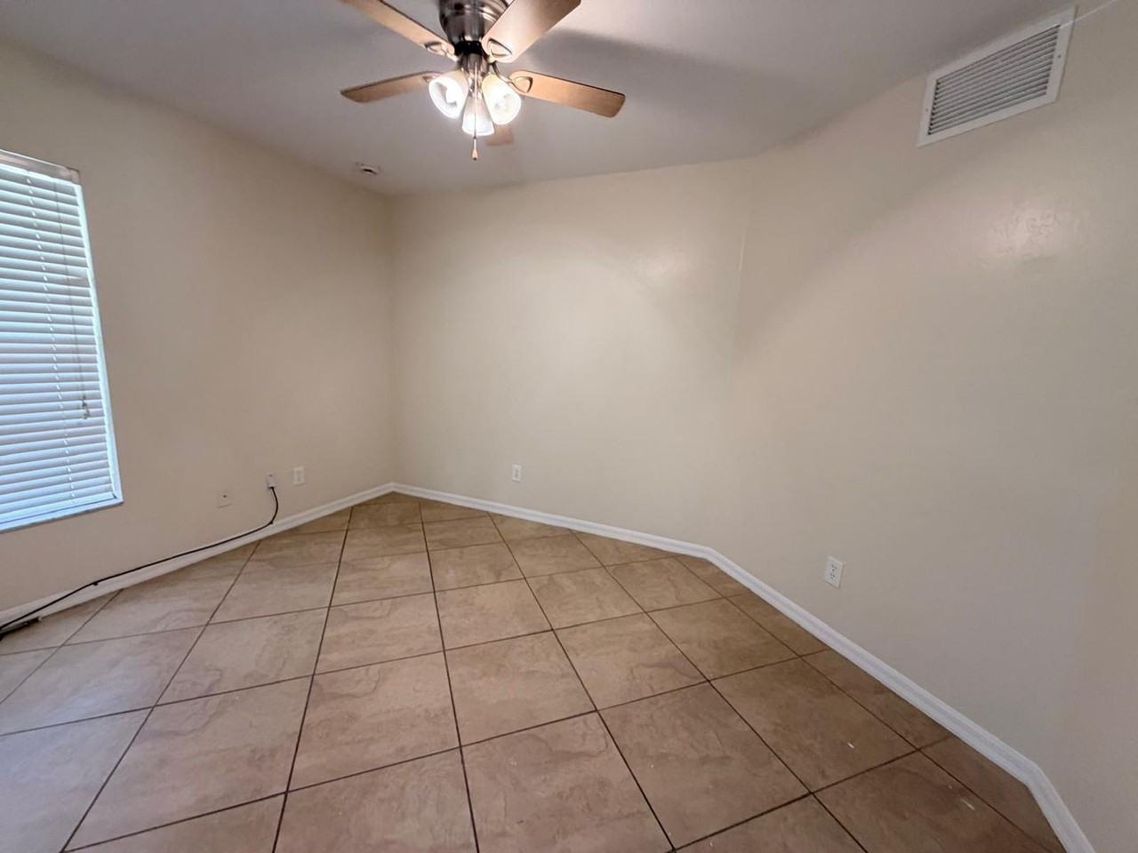 2604 42nd St W - Photo 3 of 14