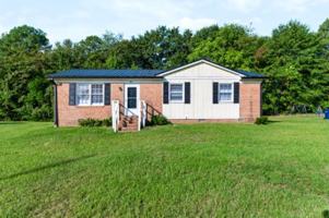 featured image of 2414 Shawnee Dr