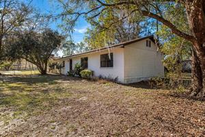 featured image of 1637 W Madison St #2