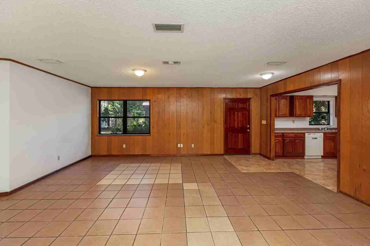 1637 W Madison St #2 - Photo 5 of 35