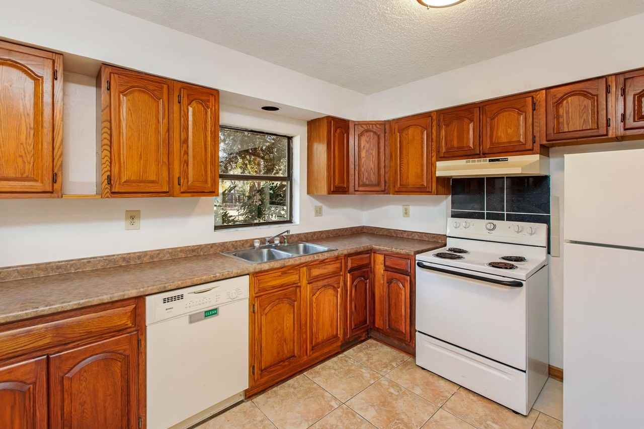 1637 W Madison St #2 - Photo 7 of 35