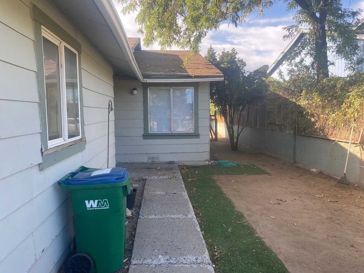 6660 Peppermint Dr - Photo 2 of 17