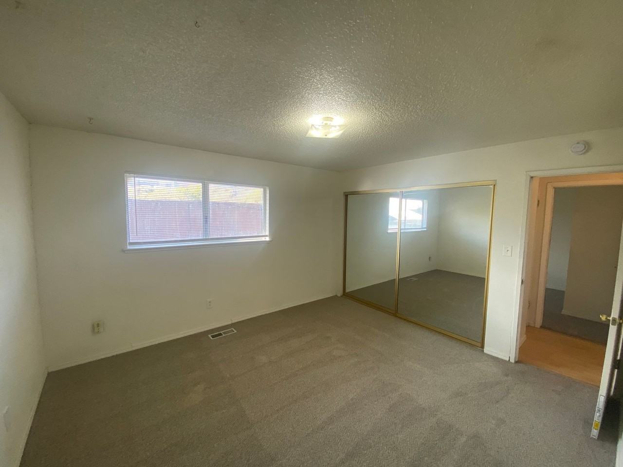 6660 Peppermint Dr - Photo 6 of 17