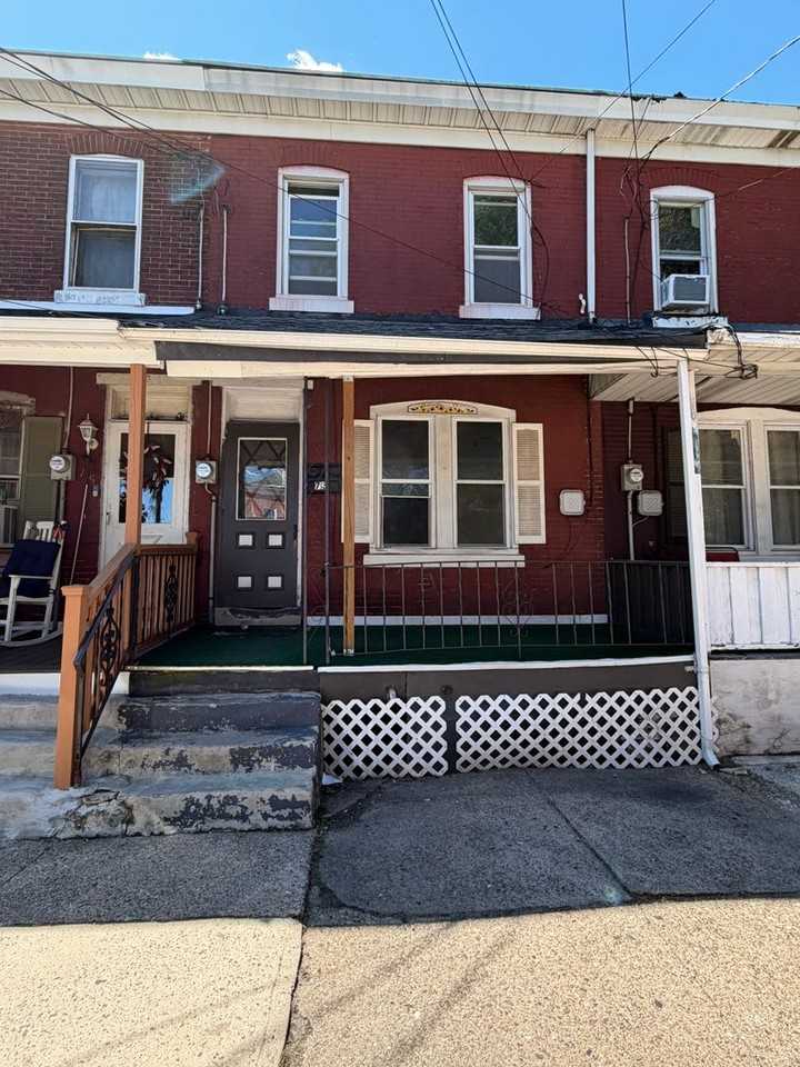 73 E Paul Ave - Photo 2 of 17