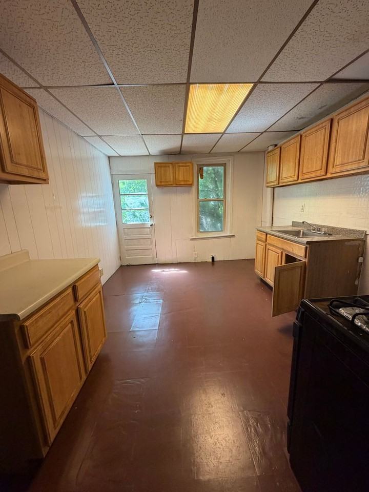 73 E Paul Ave - Photo 5 of 17
