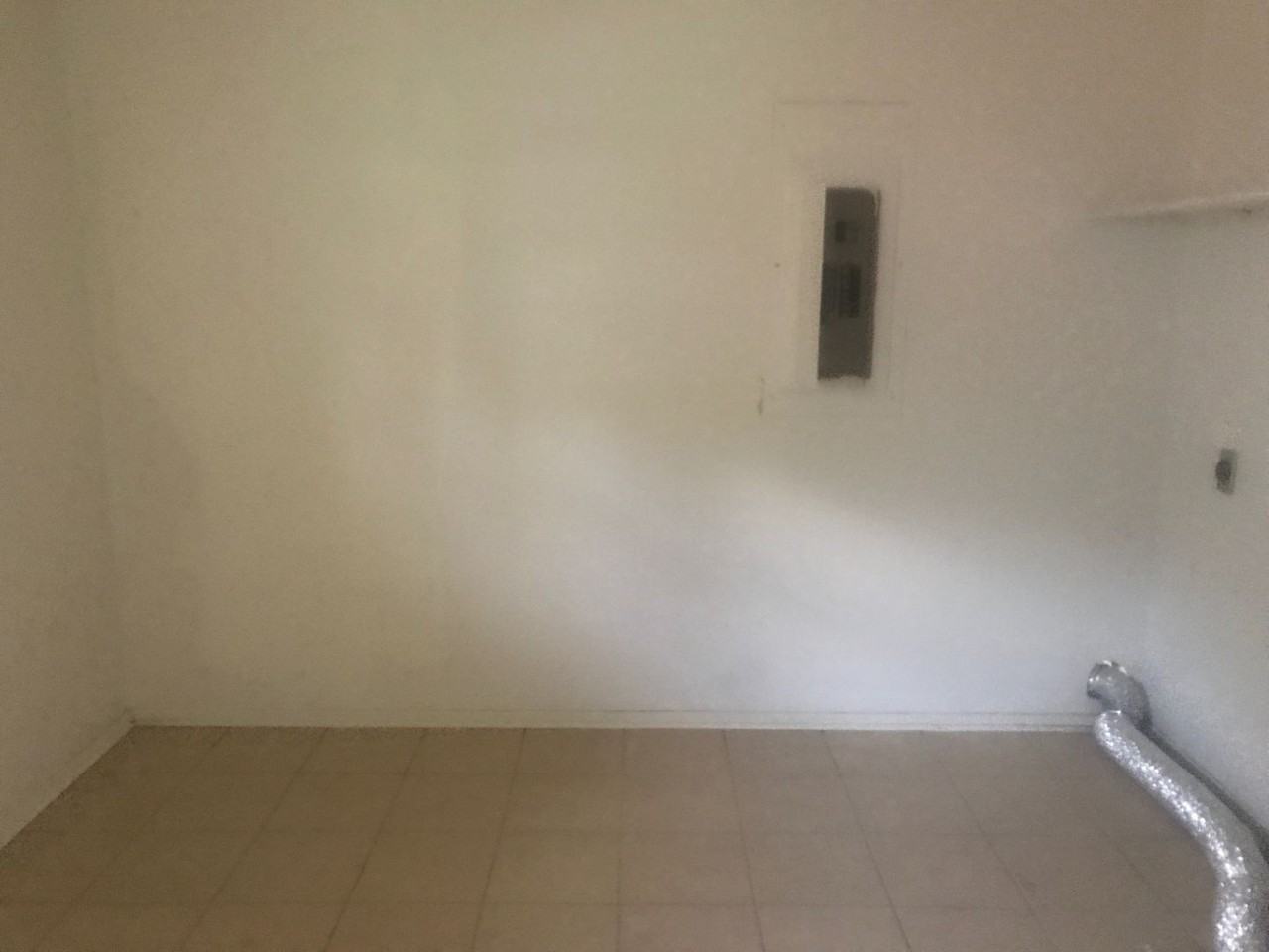 502 Magnolia St - Photo 6 of 10