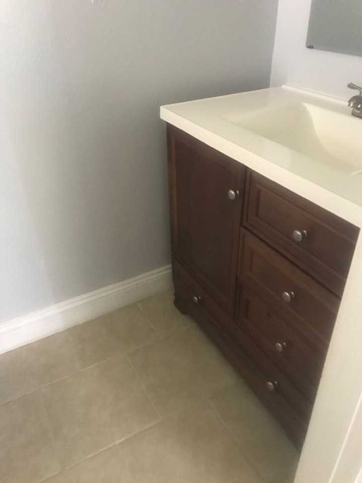 502 Magnolia St - Photo 7 of 10
