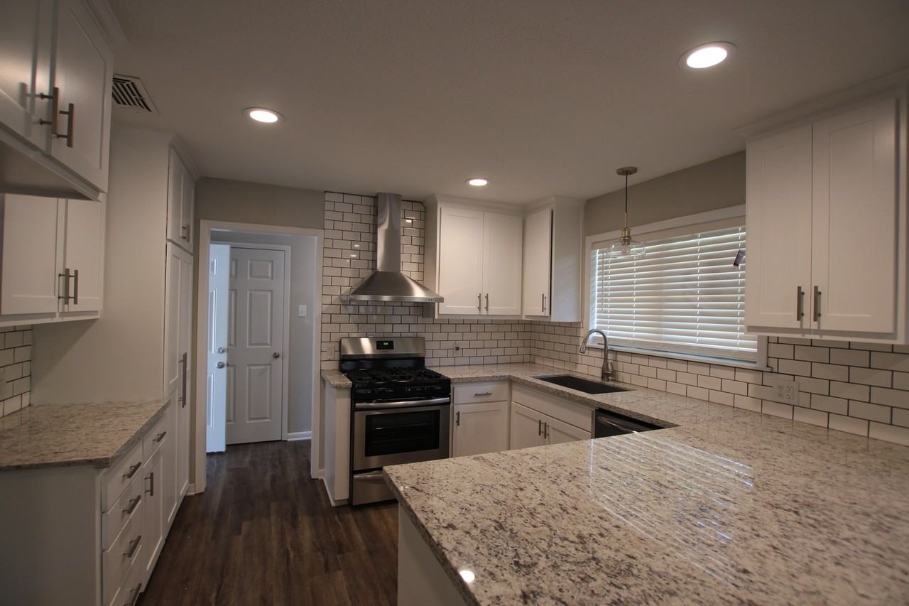 701 Fair Ln - Photo 5 of 18