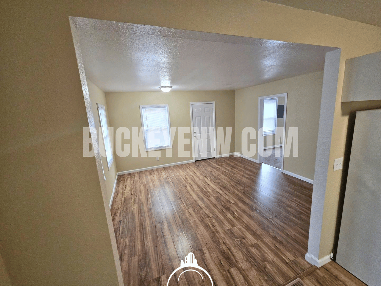 3725 Terrace Dr - Photo 3 of 10