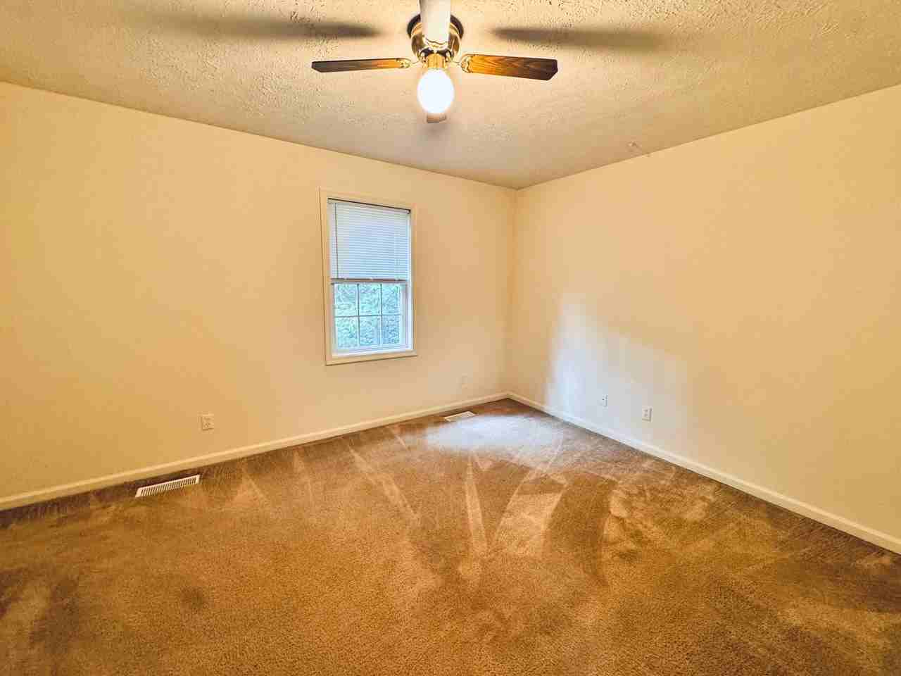 904 Grand Arbre Dr - Photo 7 of 13