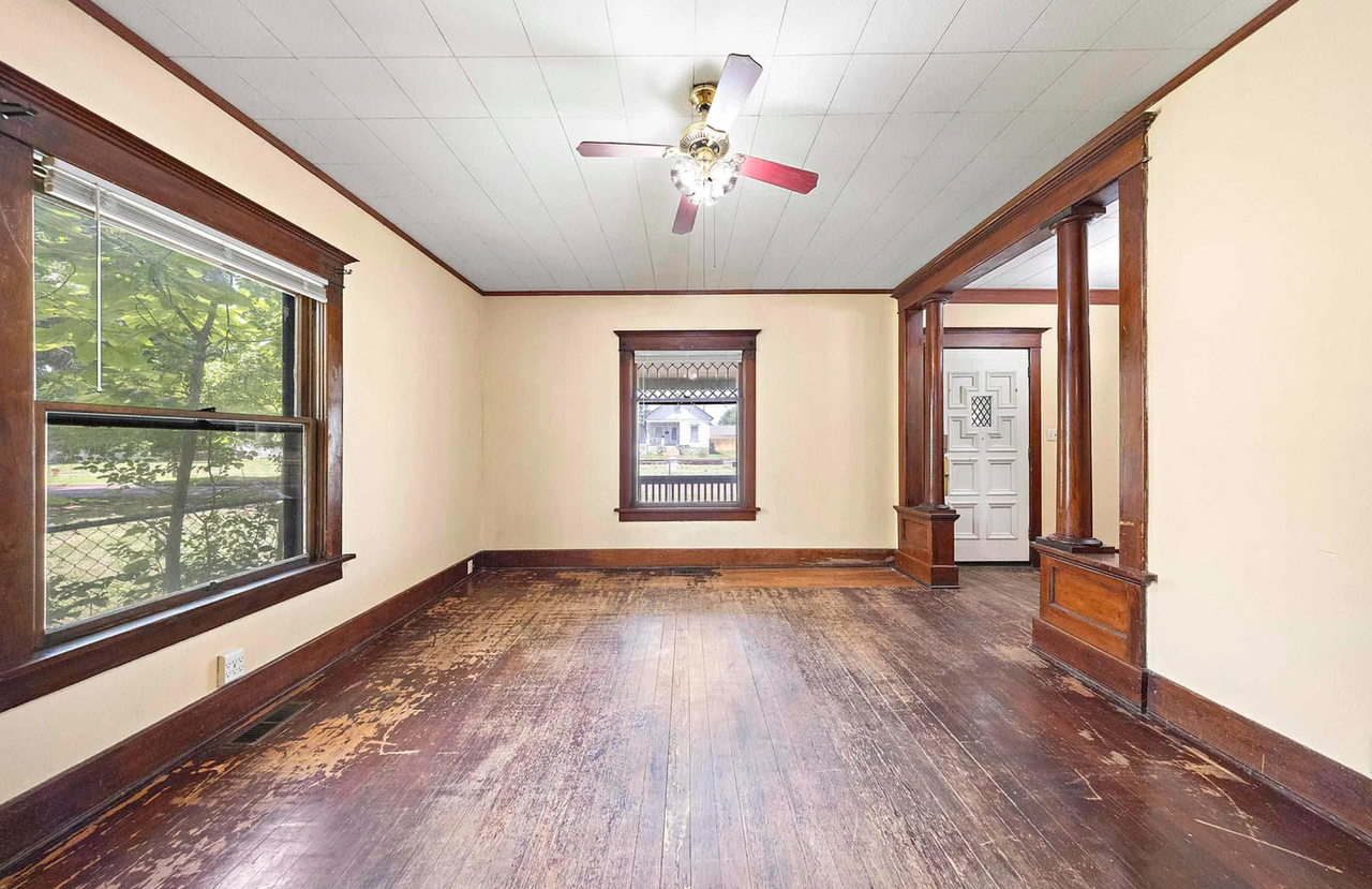 537 E Avenue B - Photo 5 of 26