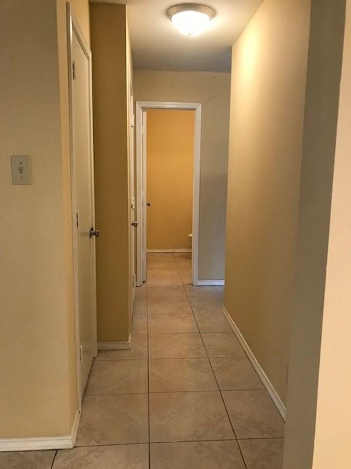 3716 Candlebrook Ln - Photo 6 of 23