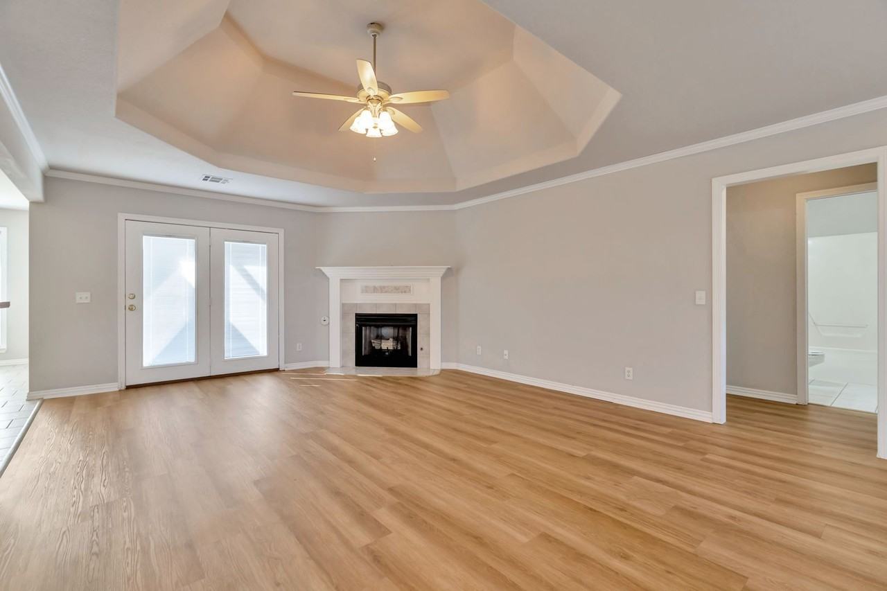 827 Nicholson Ave - Photo 6 of 27