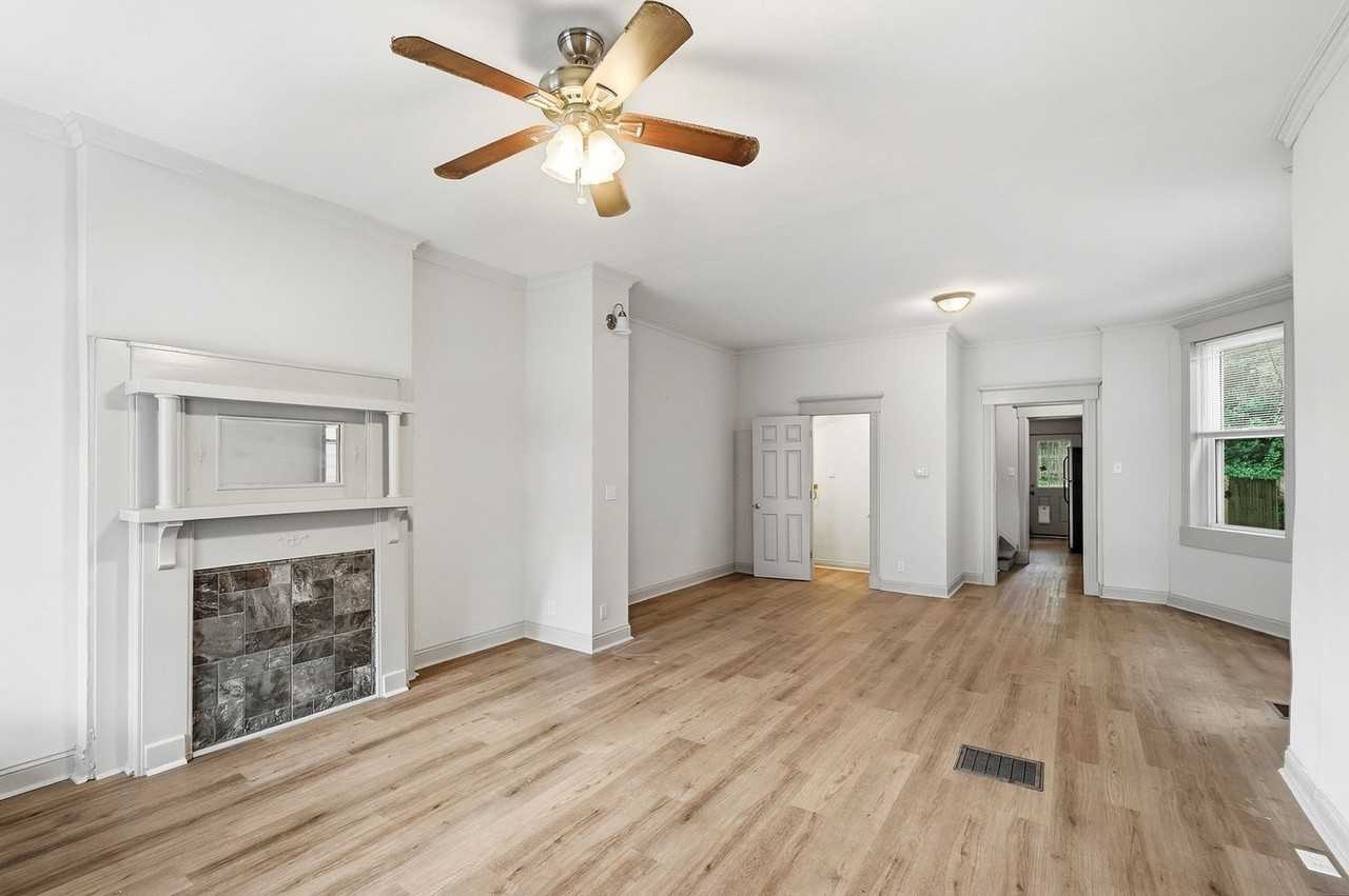 5114 Silver St - Photo 5 of 33