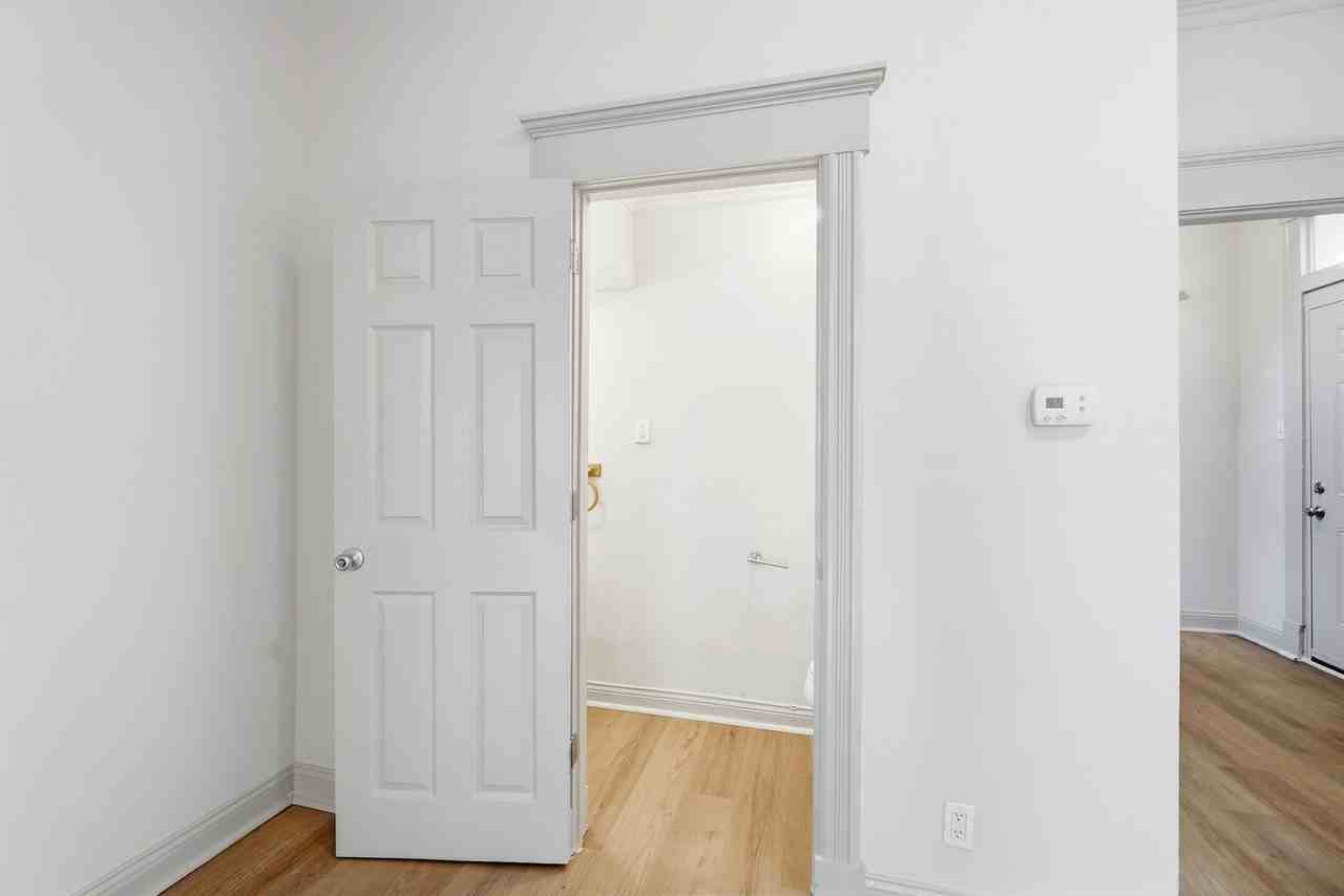 5114 Silver St - Photo 7 of 33