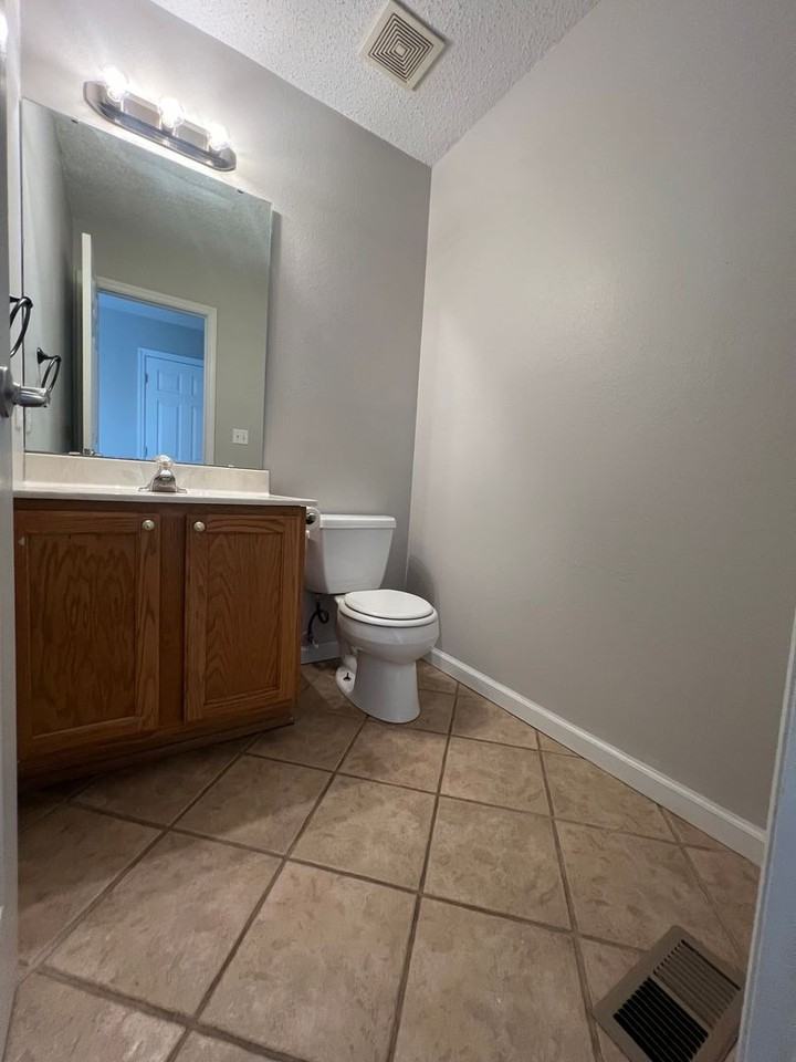 2008 Rosedale Ct - Photo 4 of 20