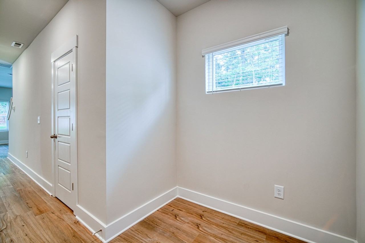 691 Millwright Way - Photo 4 of 28
