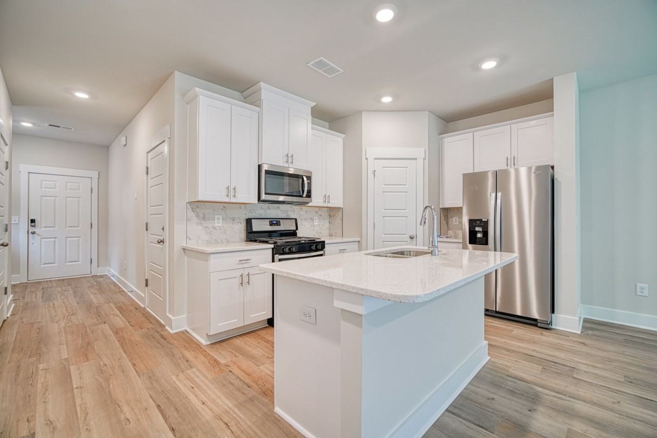 691 Millwright Way - Photo 7 of 28
