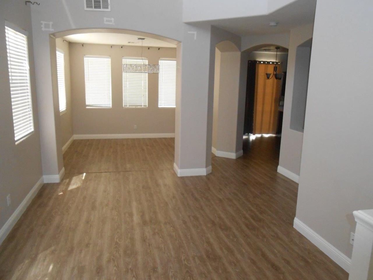 1705 Havercamp St - Photo 3 of 33