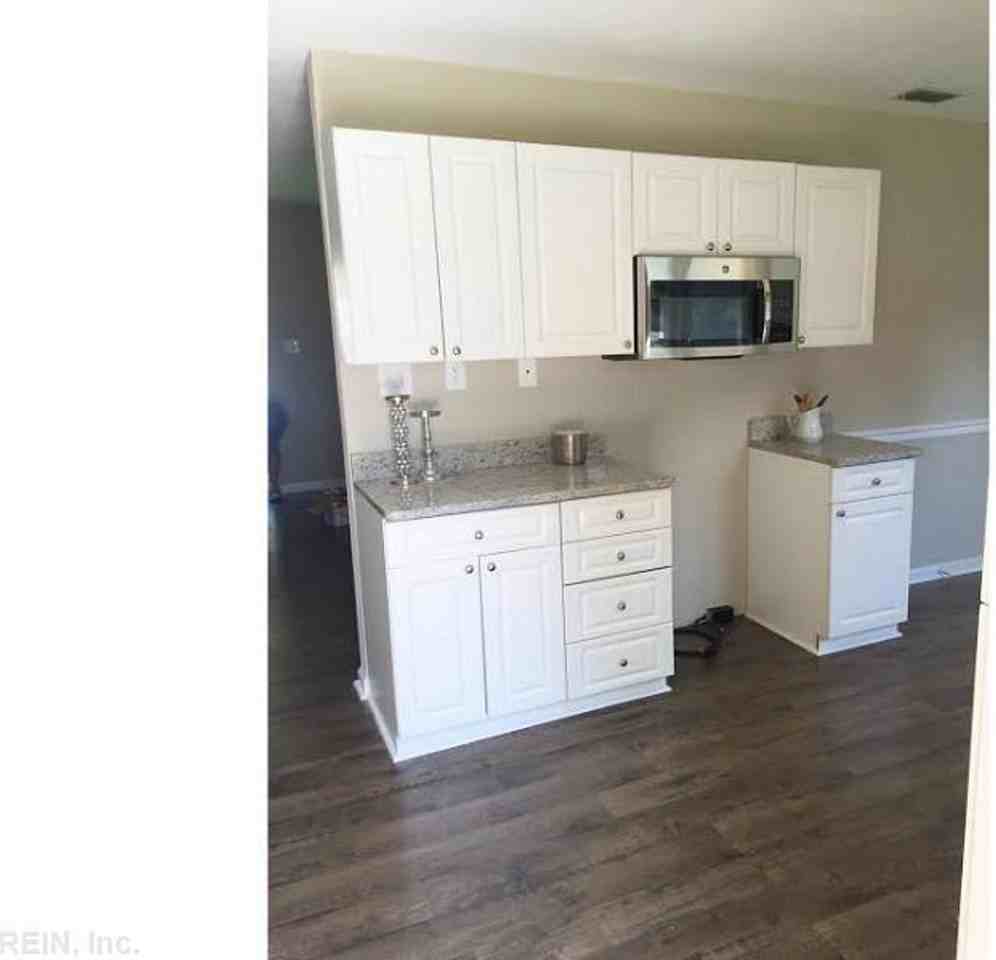 2643 Lake Ridge Xing - Photo 6 of 21