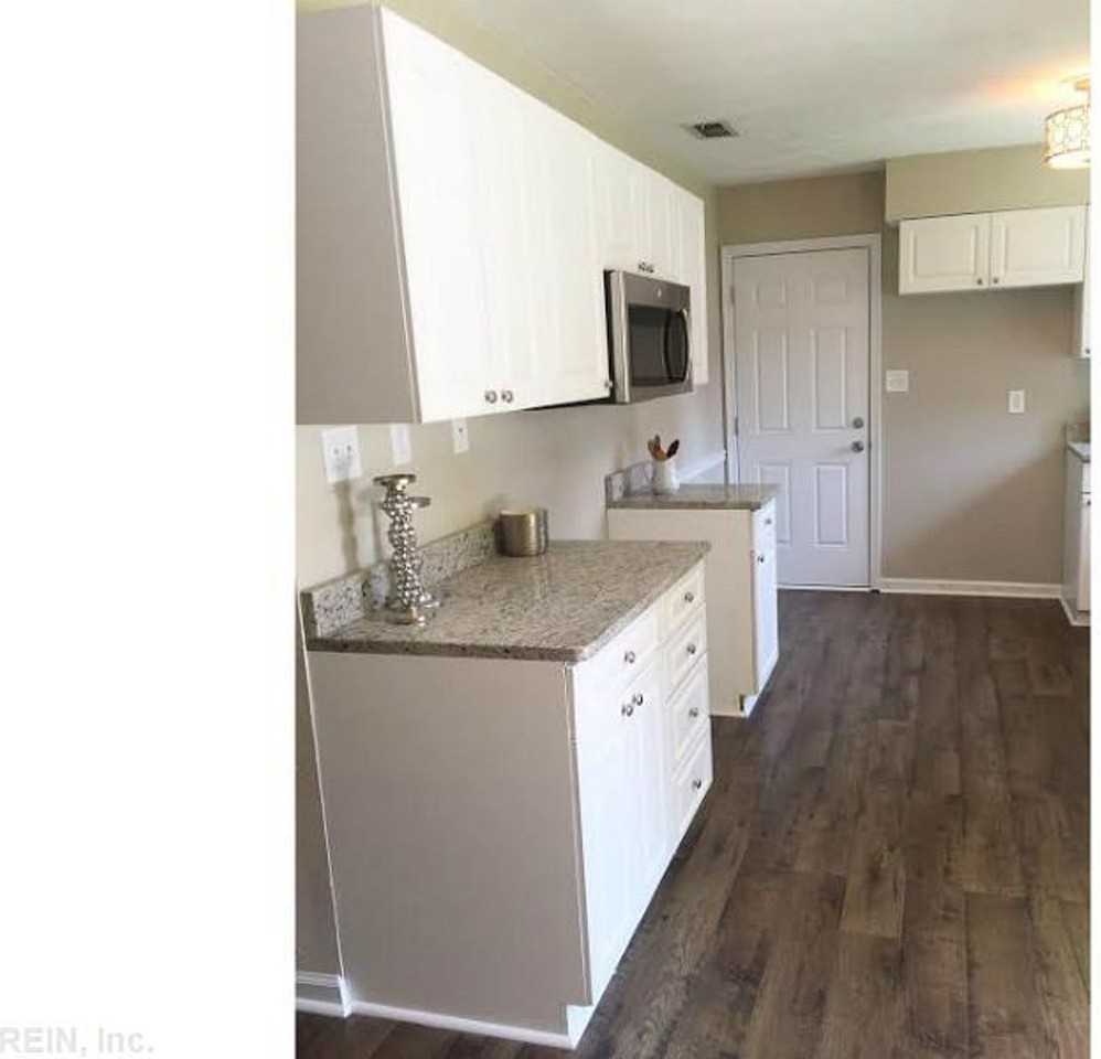 2643 Lake Ridge Xing - Photo 7 of 21