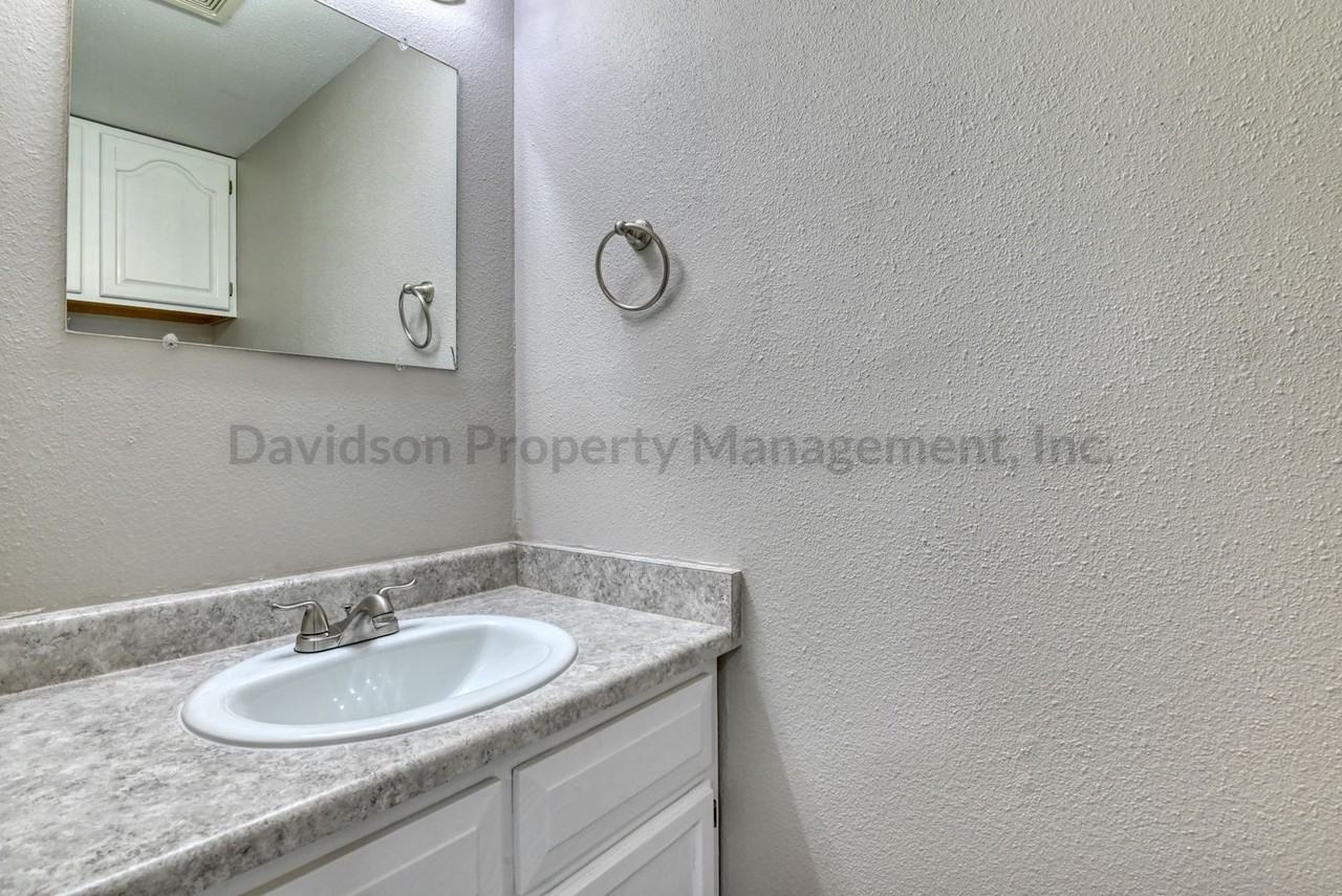 6716 Mountain Top Ln - Photo 5 of 15