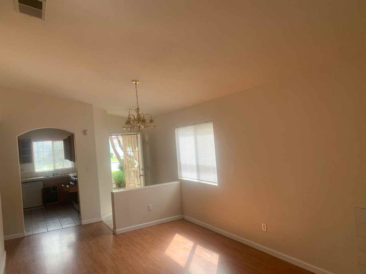 8400 Persimmon Dr - Photo 4 of 10