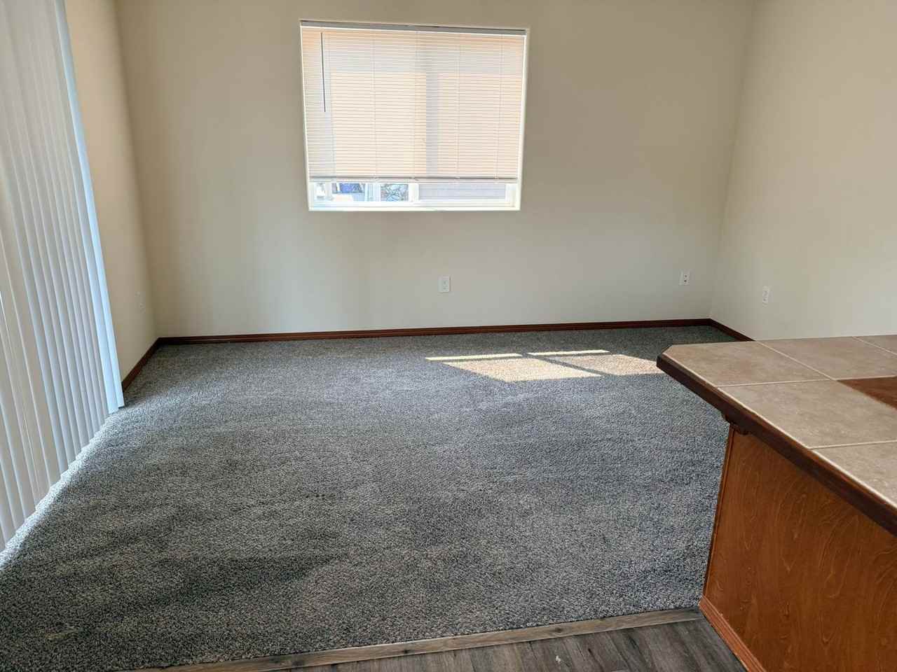 119 N Indiana Ave - Photo 3 of 17