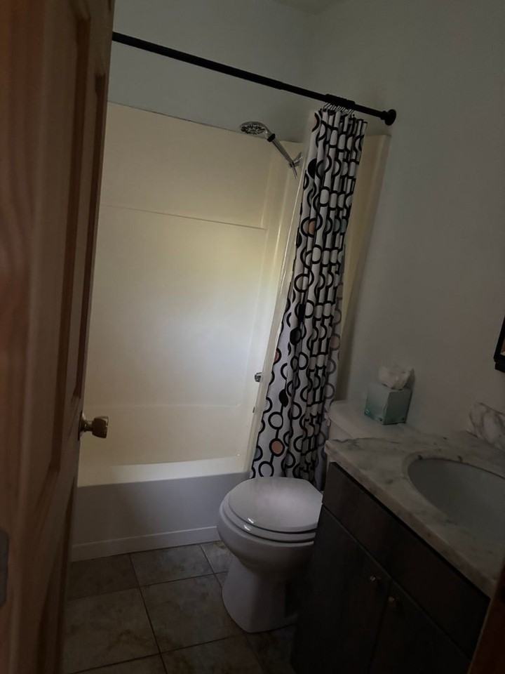 1440 Commonwealth Dr - Photo 7 of 11