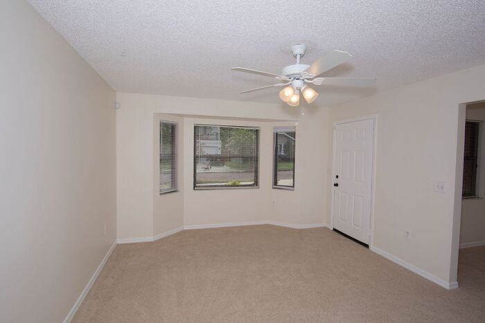 1618 Asher Ln - Photo 2 of 22