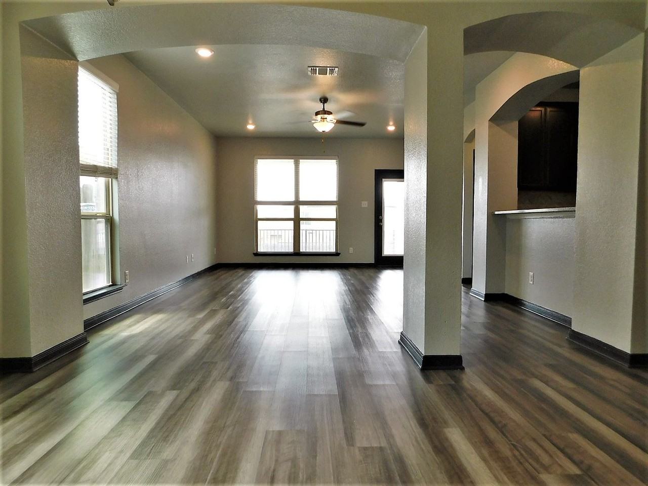 3405 Addison St - Photo 2 of 28