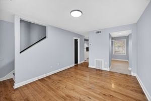 featured image of 335 Crafton St
