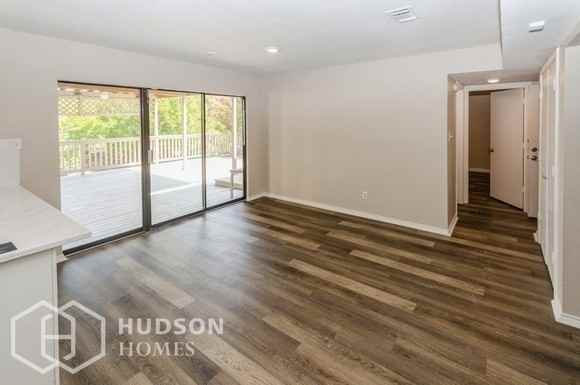 3614 Highpoint Dr - Photo 6 of 17