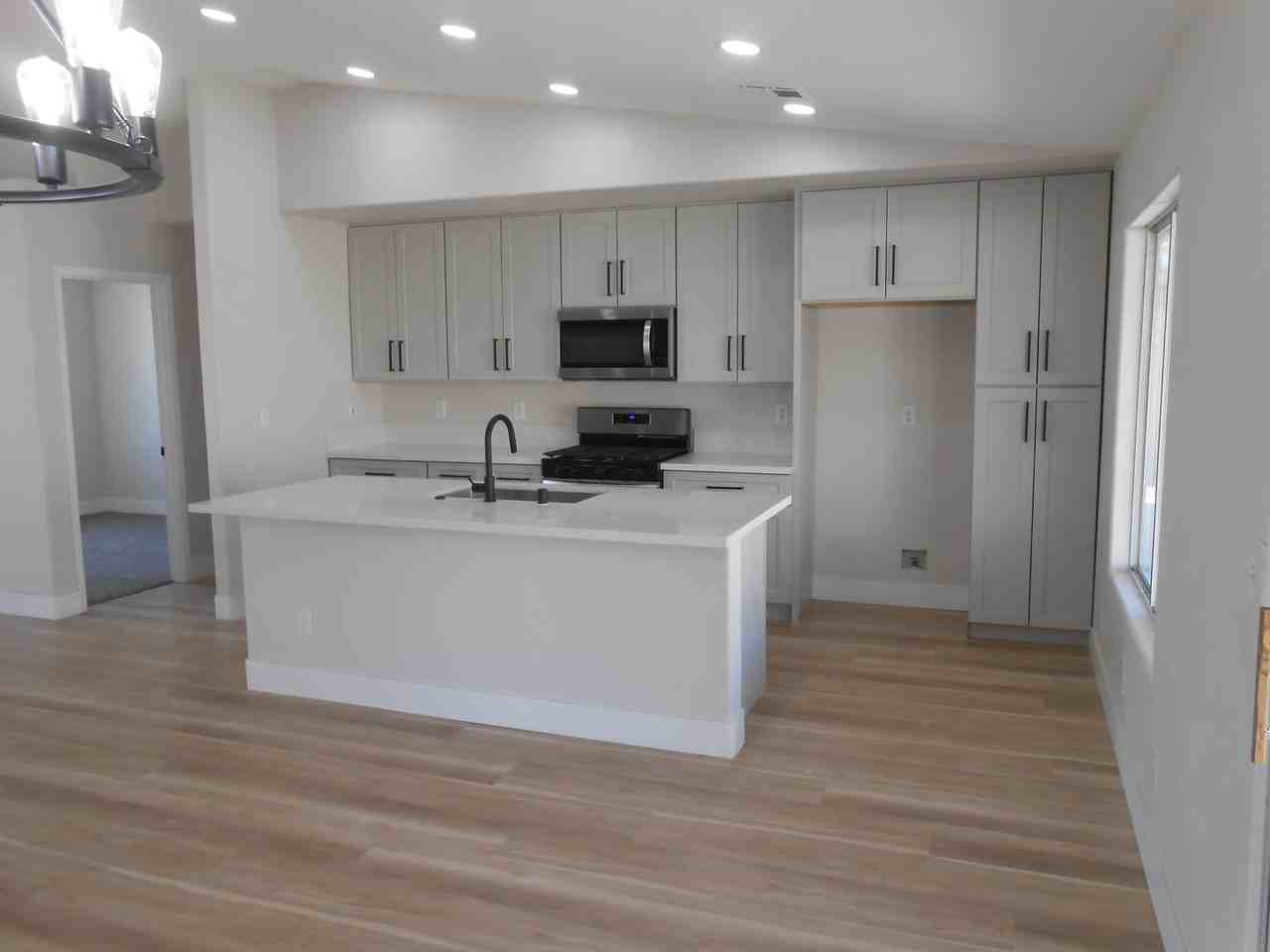571 Grape Dr - Photo 3 of 17