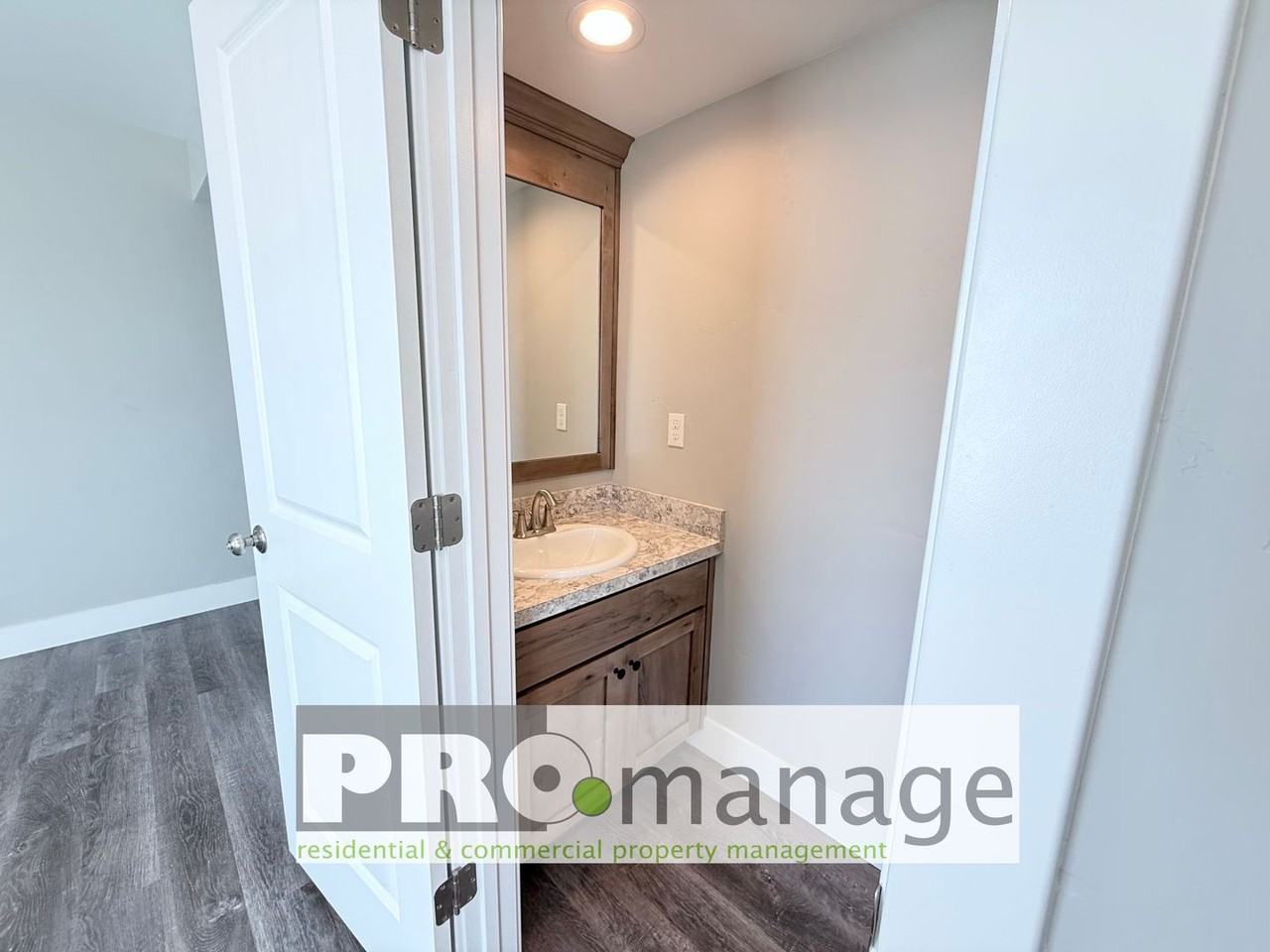 319 Lemmon Ln - Photo 5 of 15