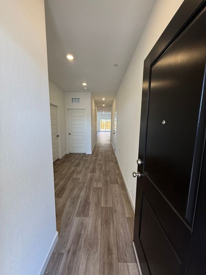 7429 Sunshine Grove Dr - Photo 3 of 22