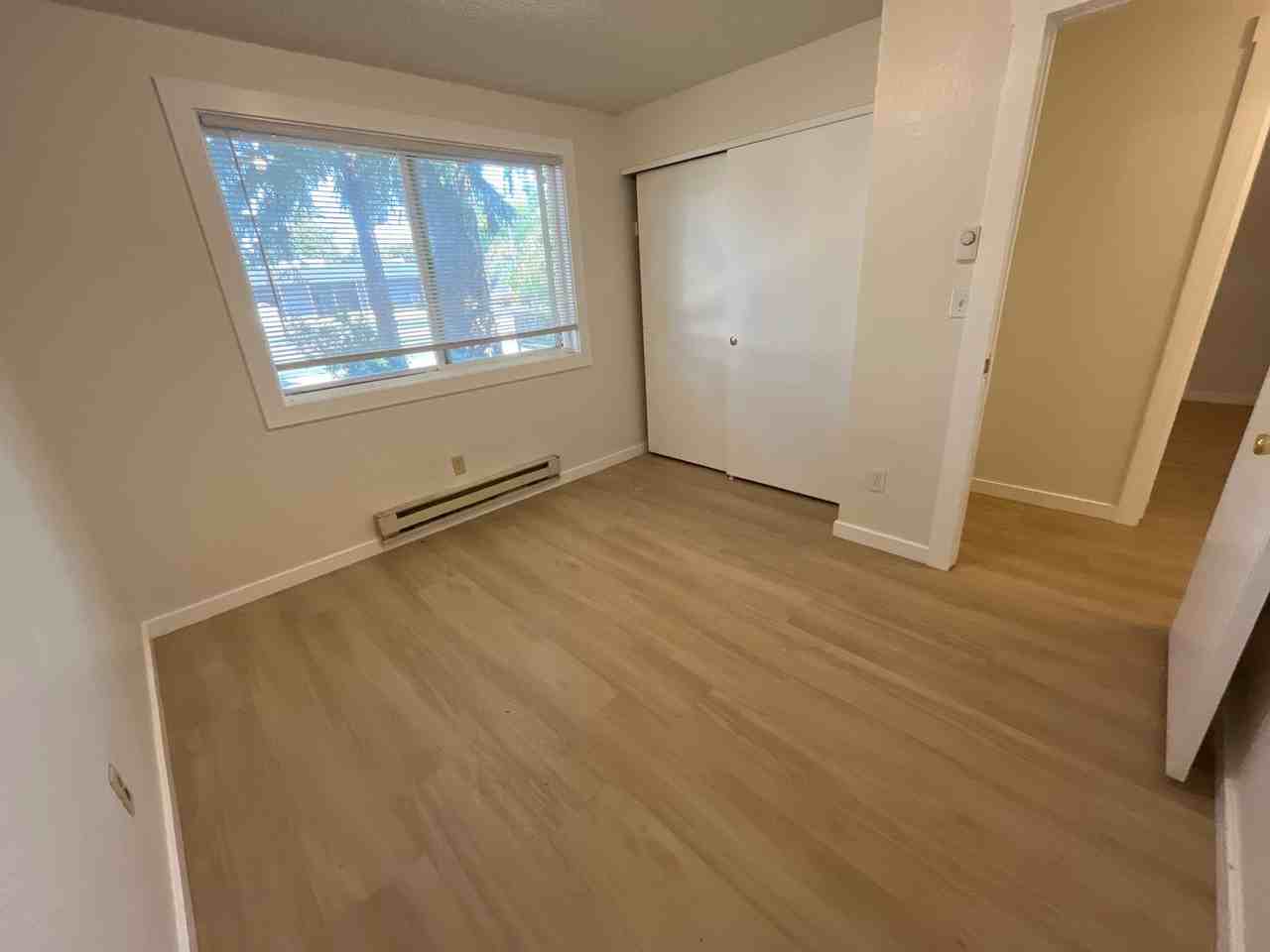2911 Meridian St - Photo 7 of 12