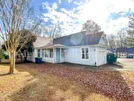 featured image of 1904 Pine Lake Dr