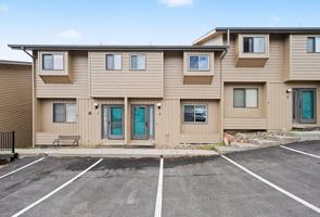 featured image of 514 Grand Estates Dr #2