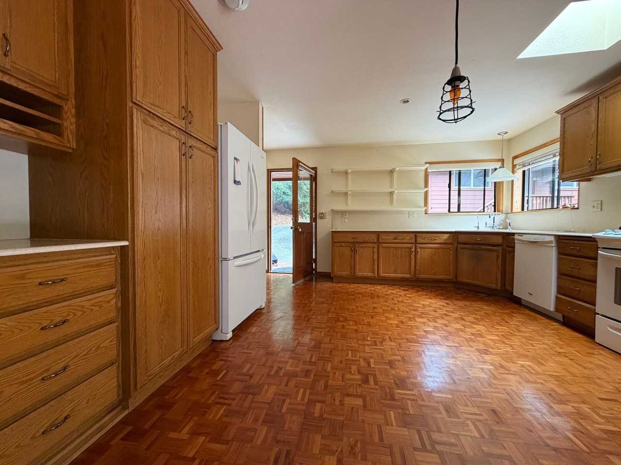 60 Inga Rd - Photo 6 of 21