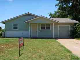 2733 Roanoke Dr - Photo 1 of 1