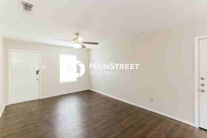 14017 Spring Oak Dr - Photo 6 of 17